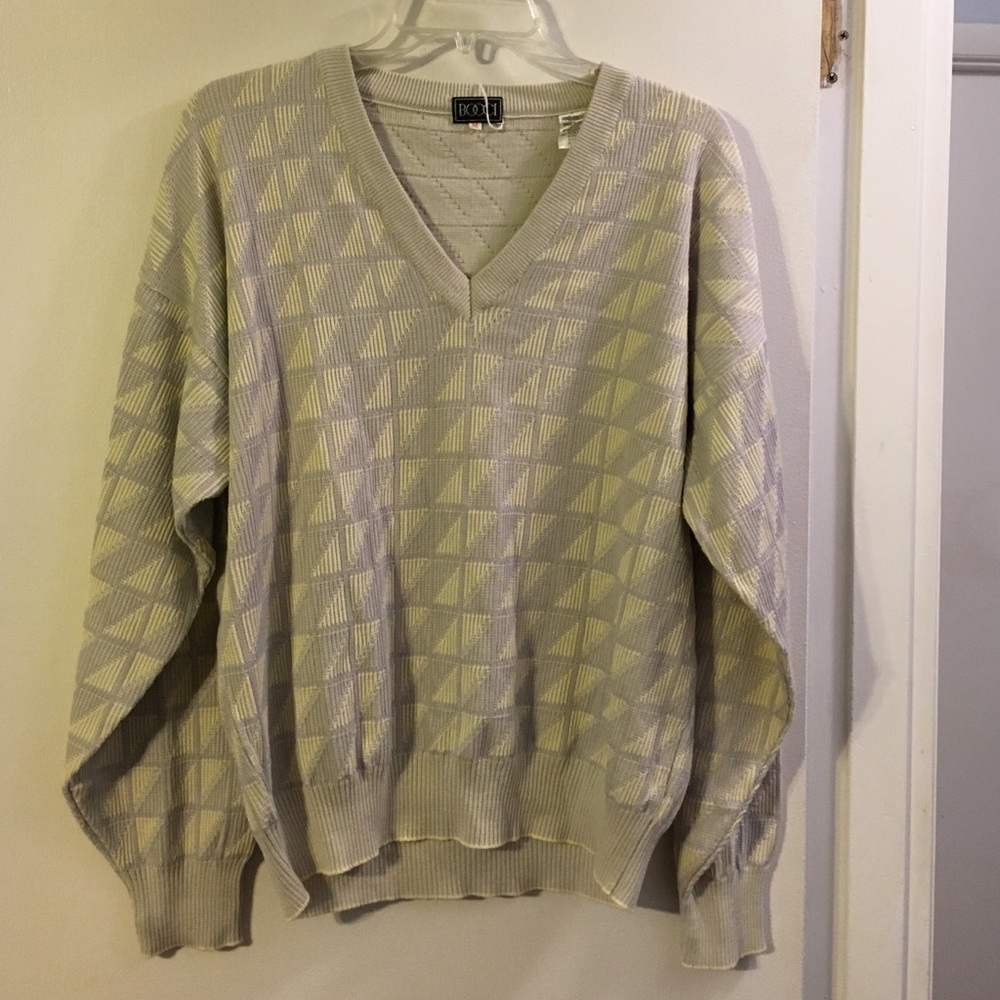 Bocci men's cream/lt.gray Vee neck sweater